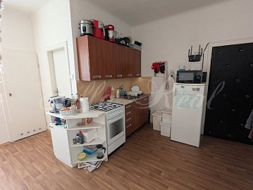 Pronájem bytu 2+kk, CP 46m2, přízemí z celkových 3 p., Brno - Židenice, ul. Otakara Ševčíka
