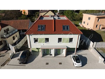 Prodej bytu 4+KK v Ostopovicích, CP 170,1m2, s terasou