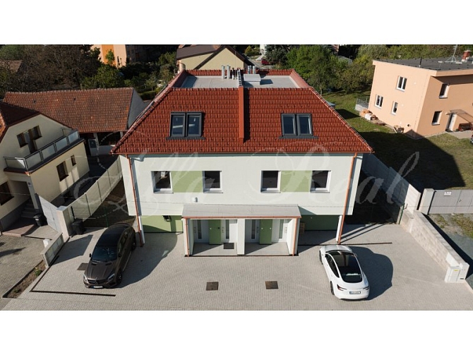 Prodej bytu 4+KK v Ostopovicích, CP 170,1m2, s terasou